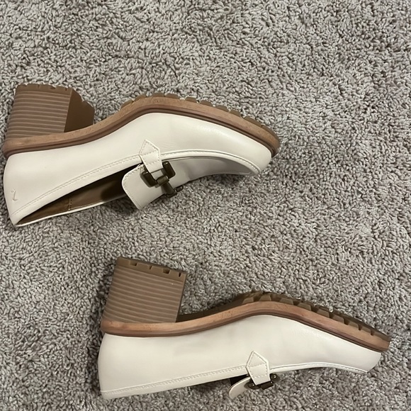 ZODIAC Gemma Loafer Size 9‎ like new!! - Picture 9 of 10